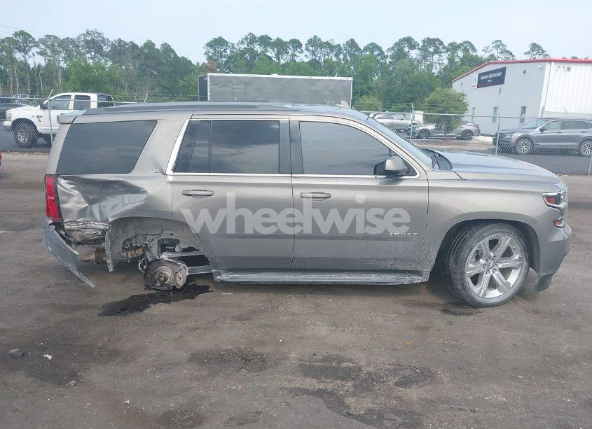 Photo 14 of 2018 Chevrolet Tahoe LT (VIN 1GNSCBKC9JR253048)