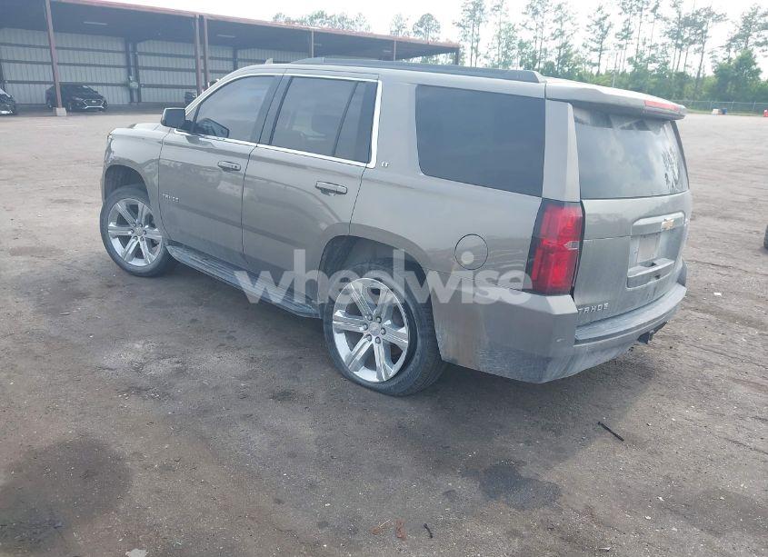 Photo 3 of 2018 Chevrolet Tahoe LT (VIN 1GNSCBKC9JR253048)