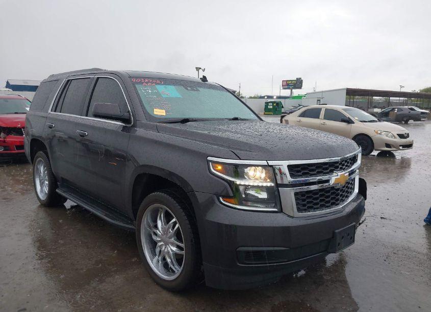 2015 Chevrolet Tahoe LT (VIN 1GNSCBKCXFR142743) main photo