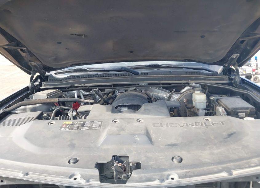 Photo 10 of 2015 Chevrolet Tahoe LT (VIN 1GNSCBKCXFR270349)
