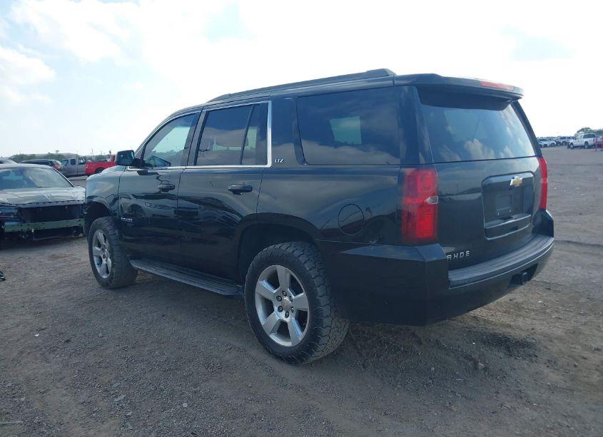 Photo 3 of 2015 Chevrolet Tahoe LT (VIN 1GNSCBKCXFR270349)