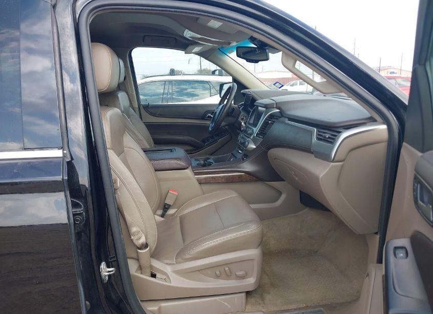 Photo 5 of 2015 Chevrolet Tahoe LT (VIN 1GNSCBKCXFR270349)