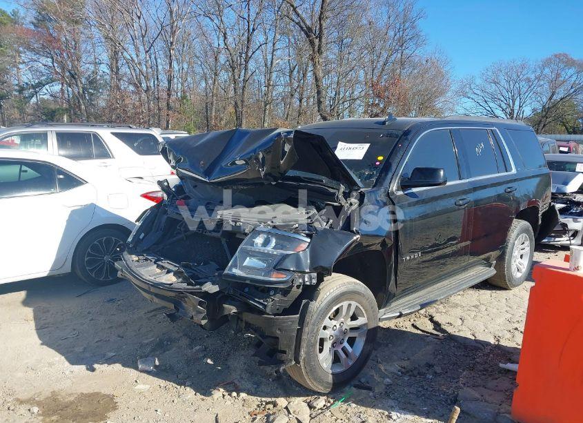 Photo 2 of 2016 Chevrolet Tahoe LT (VIN 1GNSCBKCXGR397104)