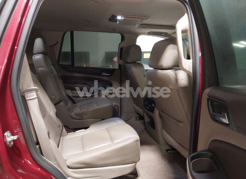 Photo 8 of 2016 Chevrolet Tahoe LT (VIN 1GNSCBKCXGR447578)