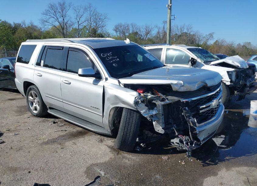2017 Chevrolet Tahoe LT (VIN 1GNSCBKCXHR160145) main photo
