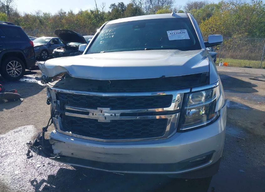 Photo 12 of 2017 Chevrolet Tahoe LT (VIN 1GNSCBKCXHR160145)
