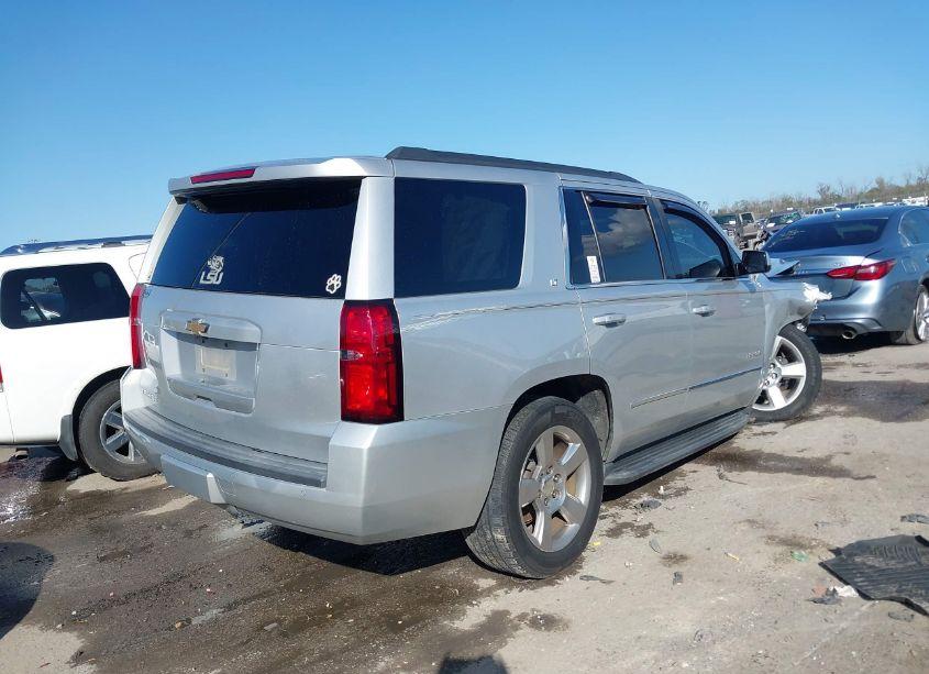 Photo 4 of 2017 Chevrolet Tahoe LT (VIN 1GNSCBKCXHR160145)