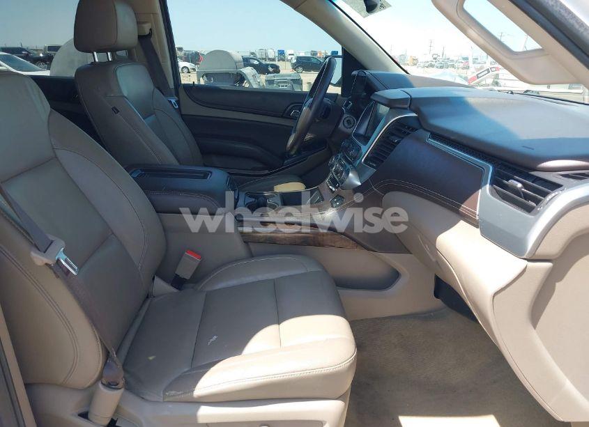 Photo 5 of 2017 Chevrolet Tahoe LT (VIN 1GNSCBKCXHR288451)