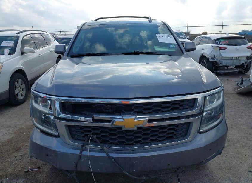 Photo 12 of 2018 Chevrolet Tahoe LT (VIN 1GNSCBKCXJR308445)