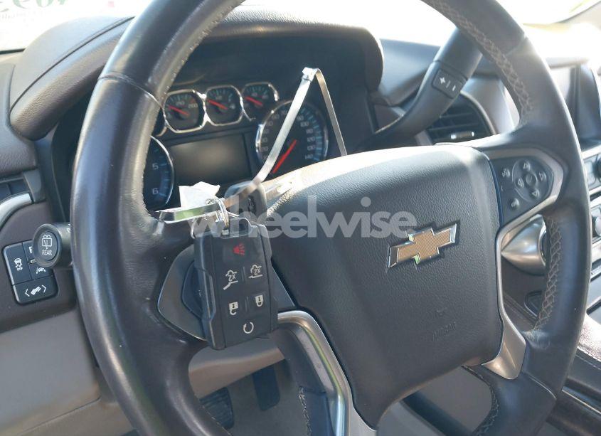 Photo 11 of 2018 Chevrolet Tahoe LT (VIN 1GNSCBKCXJR348704)