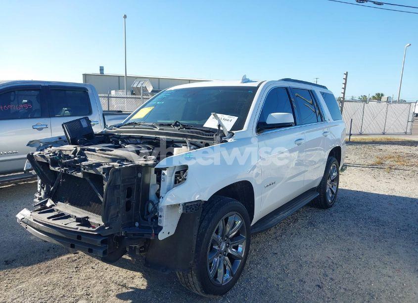 Photo 2 of 2018 Chevrolet Tahoe LT (VIN 1GNSCBKCXJR348704)