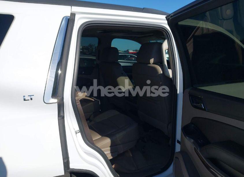 Photo 8 of 2018 Chevrolet Tahoe LT (VIN 1GNSCBKCXJR348704)