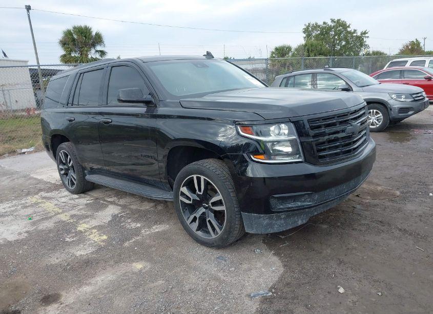2019 Chevrolet Tahoe LT (VIN 1GNSCBKCXKR127749) main photo