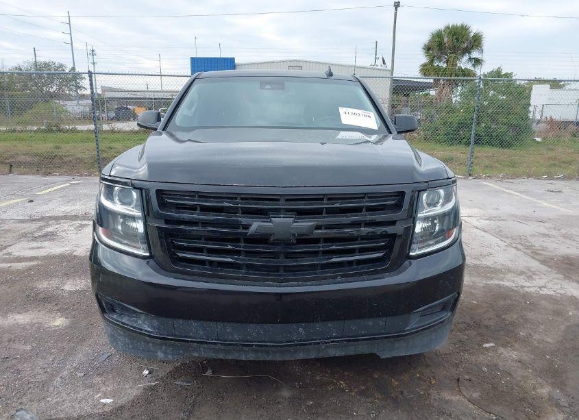 Photo 12 of 2019 Chevrolet Tahoe LT (VIN 1GNSCBKCXKR127749)