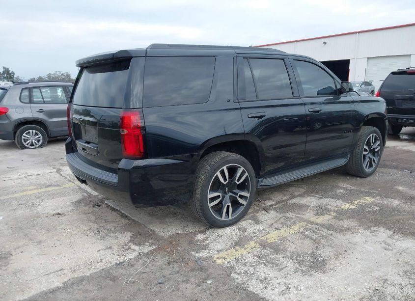 Photo 4 of 2019 Chevrolet Tahoe LT (VIN 1GNSCBKCXKR127749)