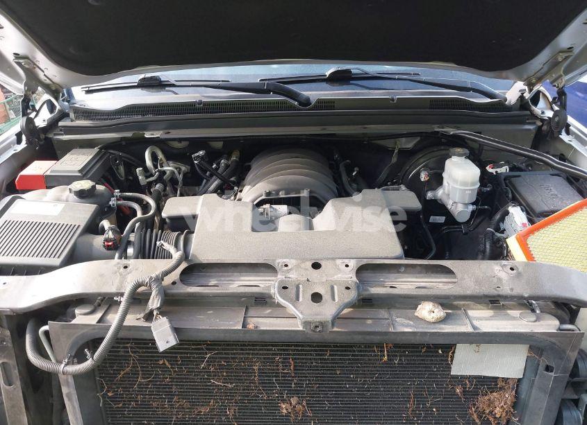 Photo 10 of 2019 Chevrolet Tahoe LT (VIN 1GNSCBKCXKR219413)