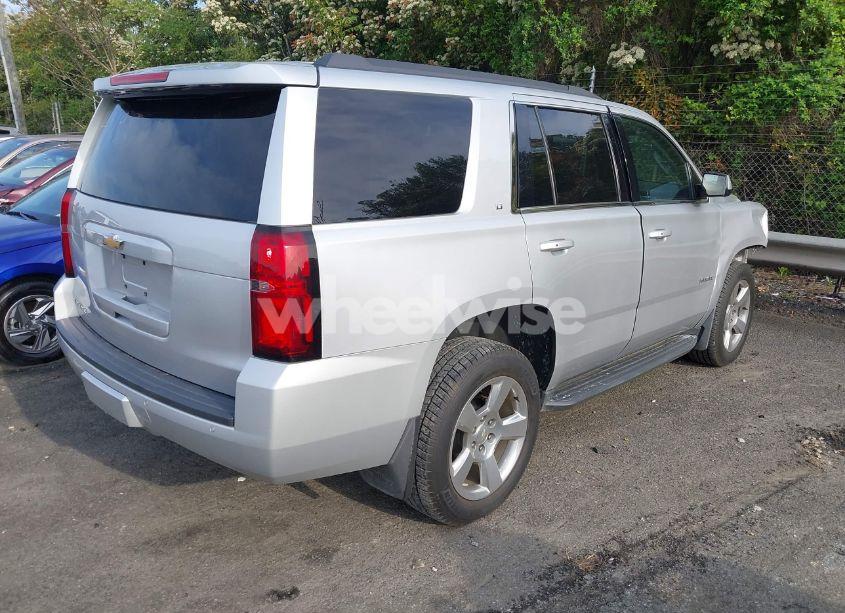 Photo 4 of 2019 Chevrolet Tahoe LT (VIN 1GNSCBKCXKR219413)