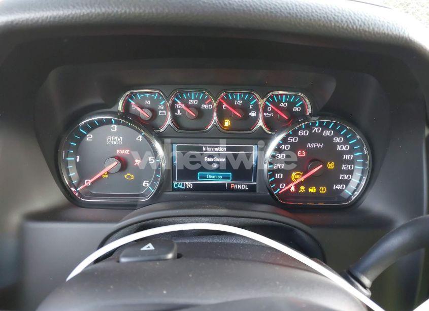 Photo 7 of 2019 Chevrolet Tahoe LT (VIN 1GNSCBKCXKR219413)