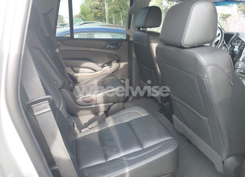 Photo 8 of 2019 Chevrolet Tahoe LT (VIN 1GNSCBKCXKR219413)