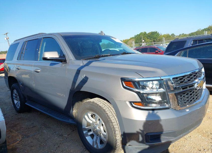 Photo 13 of 2019 Chevrolet Tahoe LT (VIN 1GNSCBKCXKR403007)