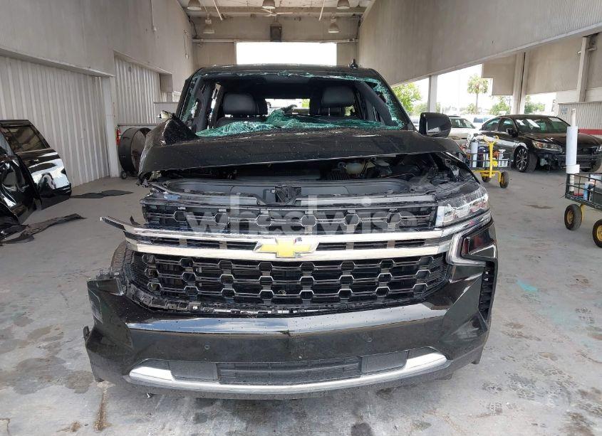 Photo 13 of 2024 Chevrolet Suburban 2WD LS (VIN 1GNSCBKD1RR162330)