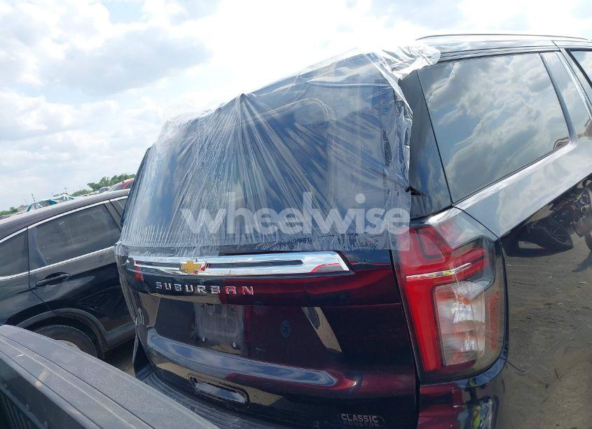 Photo 16 of 2023 Chevrolet Suburban 2WD LS (VIN 1GNSCBKD7PR197189)