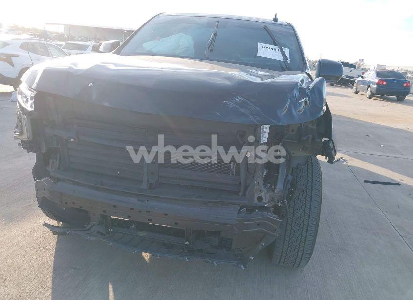 Photo 6 of 2024 Chevrolet Suburban 2WD LS (VIN 1GNSCBKD7RR221946)