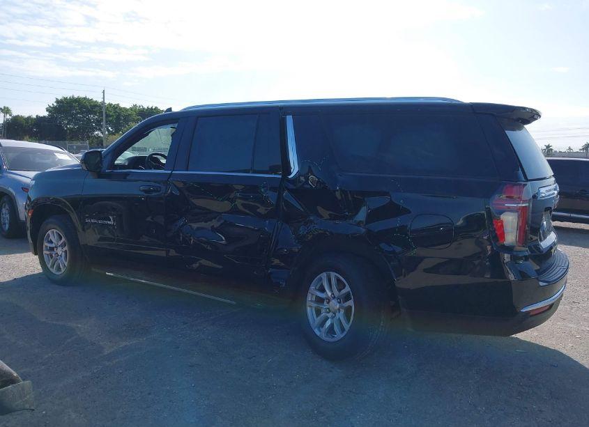 Photo 14 of 2022 Chevrolet Suburban 2WD LS (VIN 1GNSCBKD8NR338512)