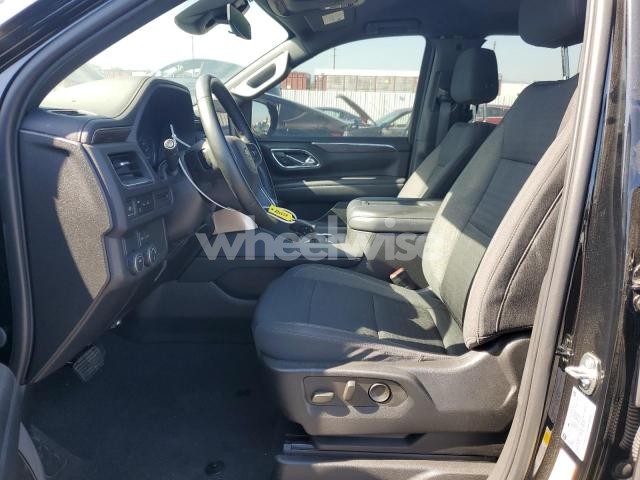 Photo 12 of 2023 CHEVROLET SUBURBAN C1500 LS N/A (VIN 1GNSCBKD9PR224229)
