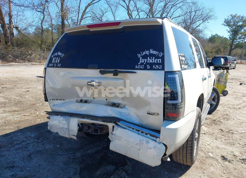 Photo 6 of 2011 Chevrolet Tahoe LTZ (VIN 1GNSCCE00BR133115)