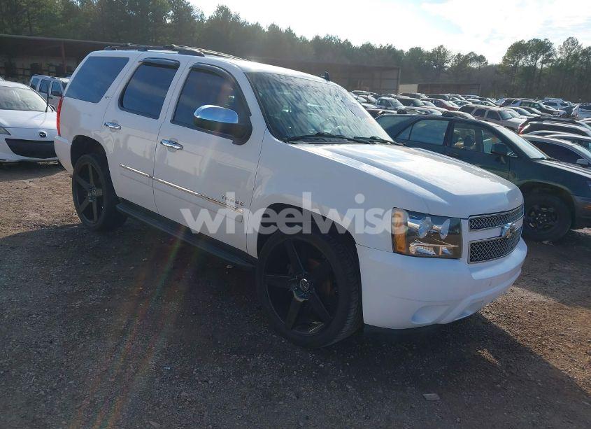 2011 Chevrolet Tahoe LTZ (VIN 1GNSCCE01BR175342) main photo