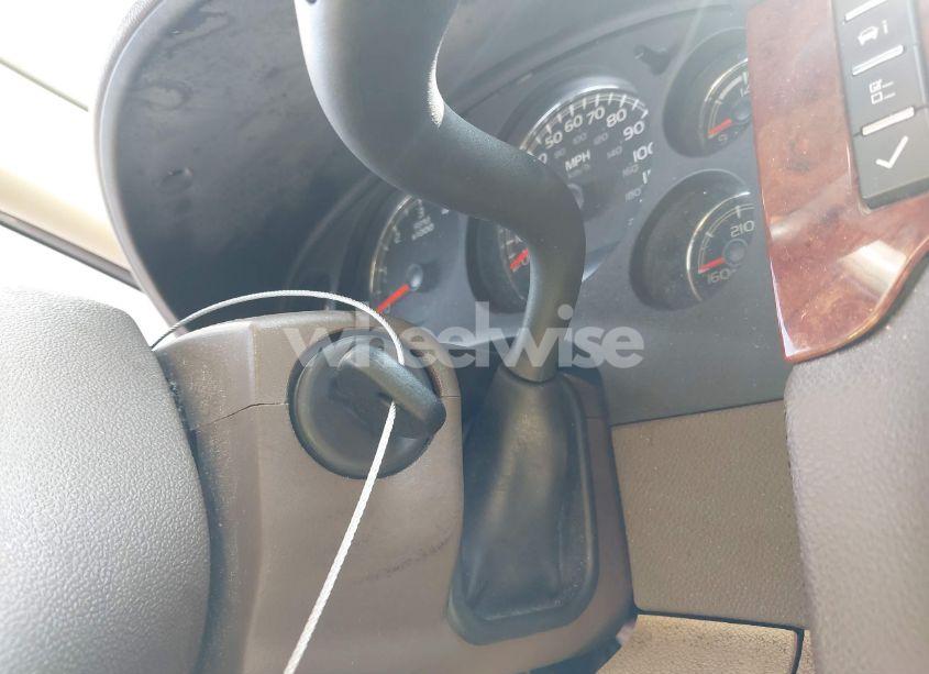 Photo 11 of 2011 Chevrolet Tahoe LTZ (VIN 1GNSCCE01BR175342)