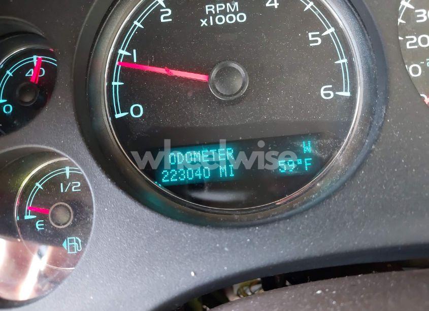 Photo 15 of 2011 Chevrolet Tahoe LTZ (VIN 1GNSCCE01BR175342)