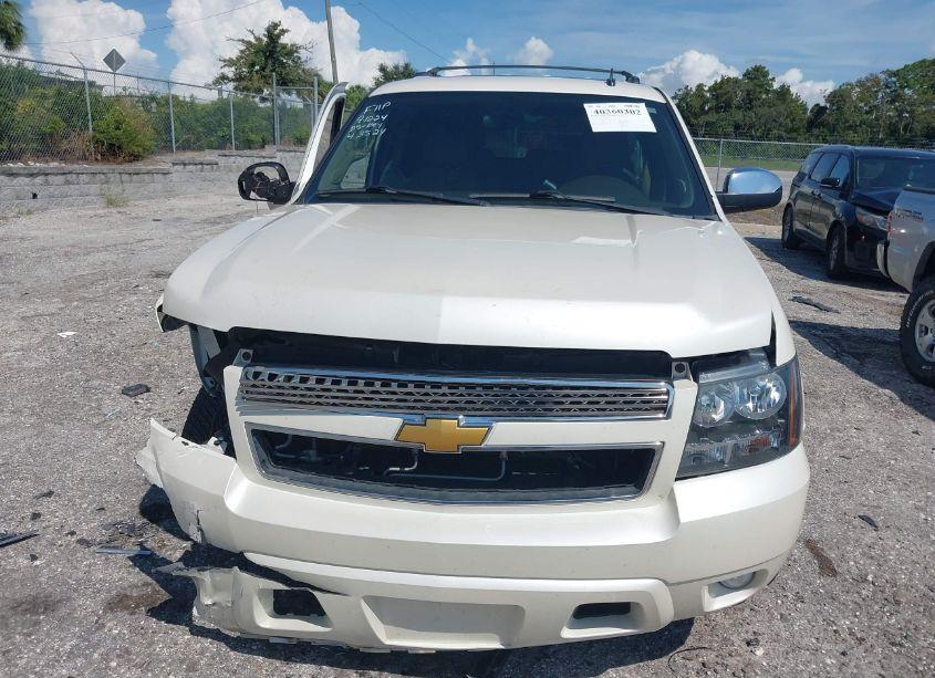 Photo 12 of 2013 Chevrolet Tahoe LTZ (VIN 1GNSCCE01DR278991)
