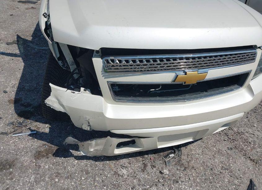 Photo 6 of 2013 Chevrolet Tahoe LTZ (VIN 1GNSCCE01DR278991)