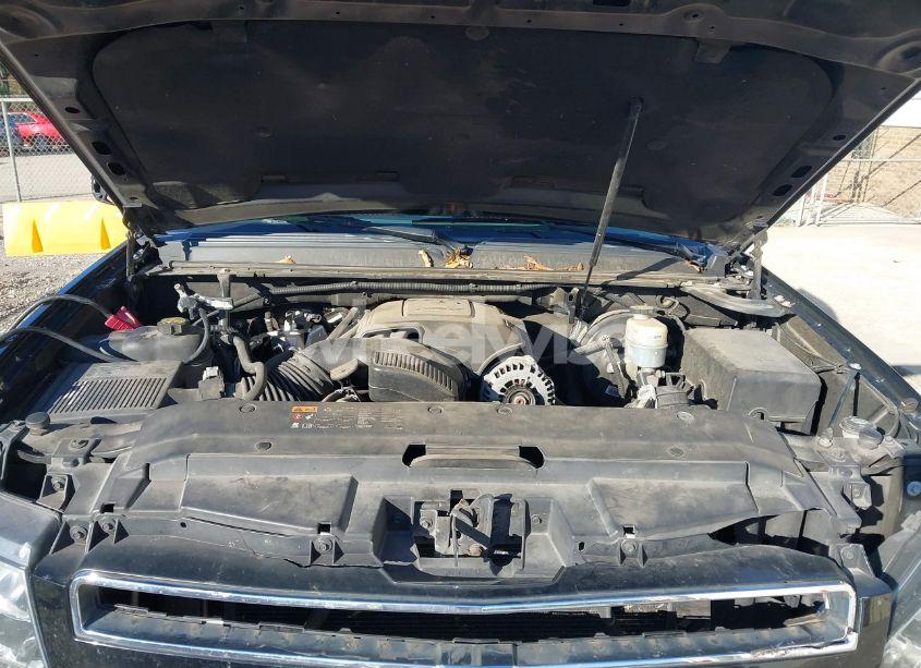 Photo 10 of 2013 Chevrolet Tahoe LTZ (VIN 1GNSCCE01DR363717)