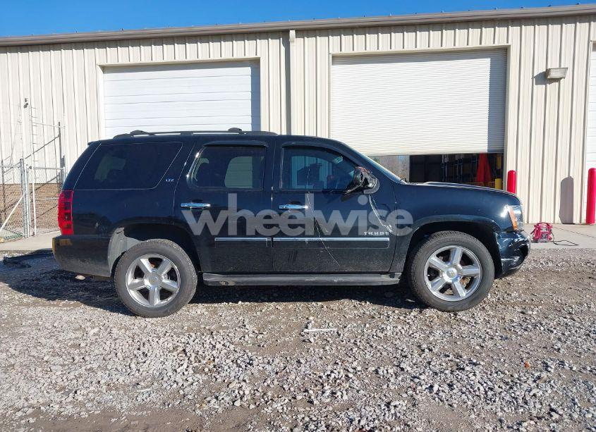 Photo 13 of 2013 Chevrolet Tahoe LTZ (VIN 1GNSCCE01DR363717)