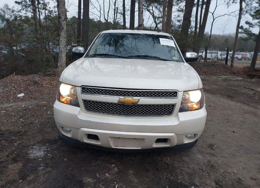 Photo 12 of 2014 Chevrolet Tahoe LTZ (VIN 1GNSCCE01ER146881)