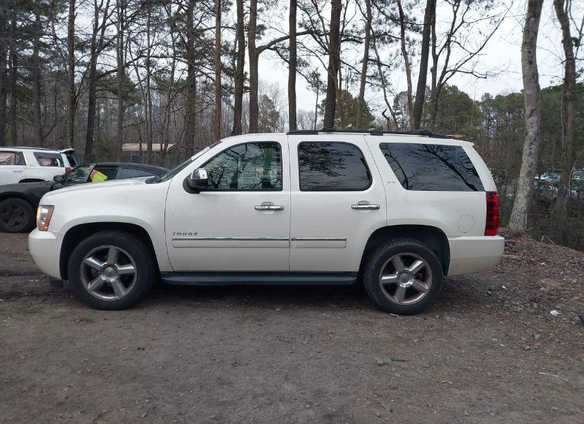 Photo 14 of 2014 Chevrolet Tahoe LTZ (VIN 1GNSCCE01ER146881)