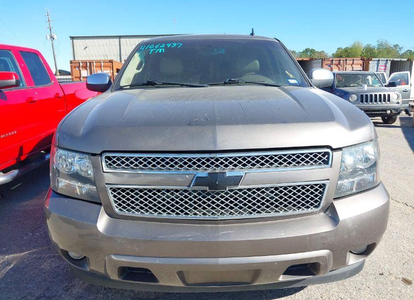 Photo 12 of 2011 Chevrolet Tahoe LTZ (VIN 1GNSCCE02BR125372)