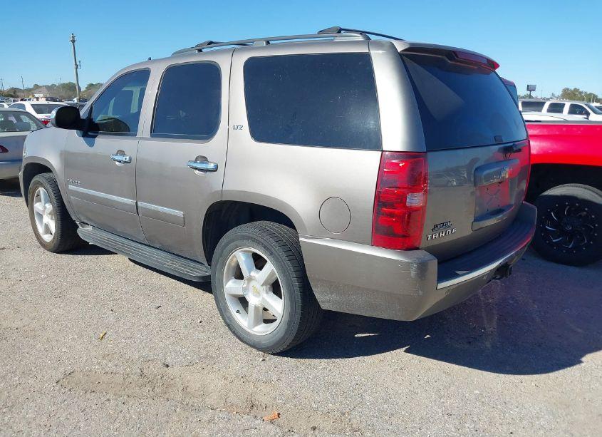 Photo 3 of 2011 Chevrolet Tahoe LTZ (VIN 1GNSCCE02BR125372)