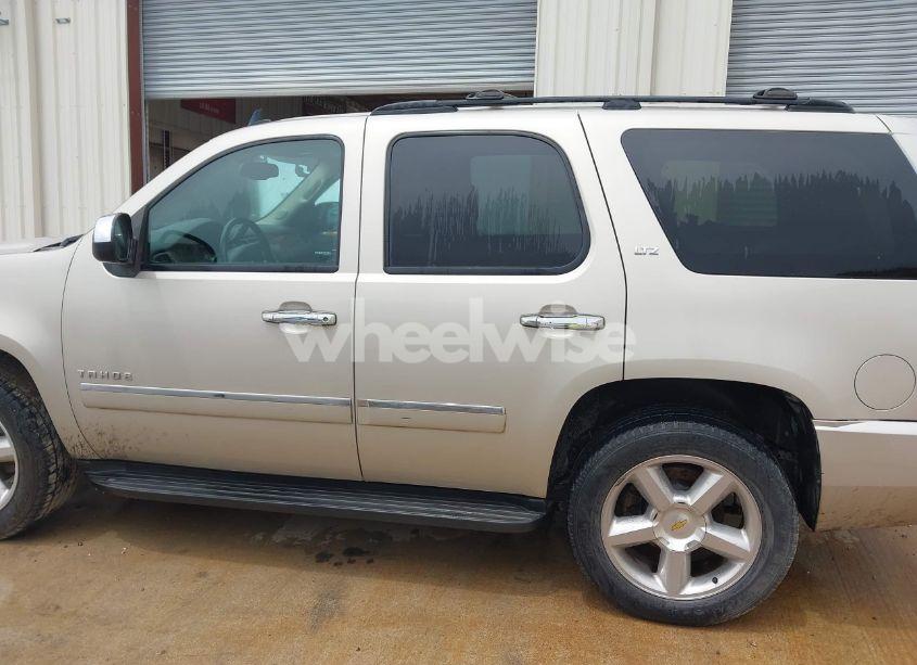 Photo 14 of 2013 Chevrolet Tahoe LTZ (VIN 1GNSCCE02DR266316)