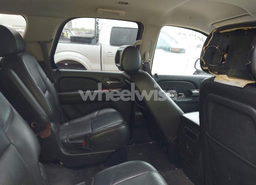 Photo 8 of 2013 Chevrolet Tahoe LTZ (VIN 1GNSCCE02DR266316)