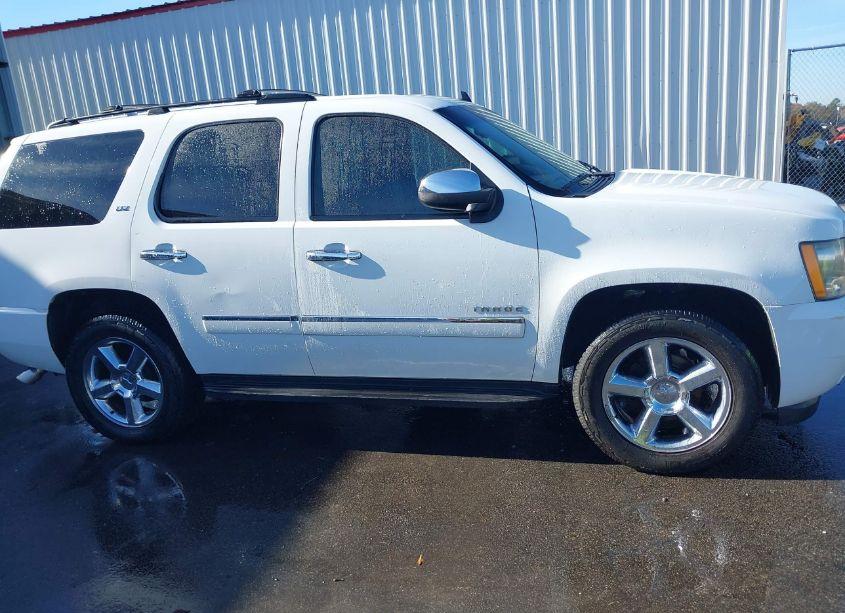Photo 13 of 2011 Chevrolet Tahoe LTZ (VIN 1GNSCCE03BR171910)