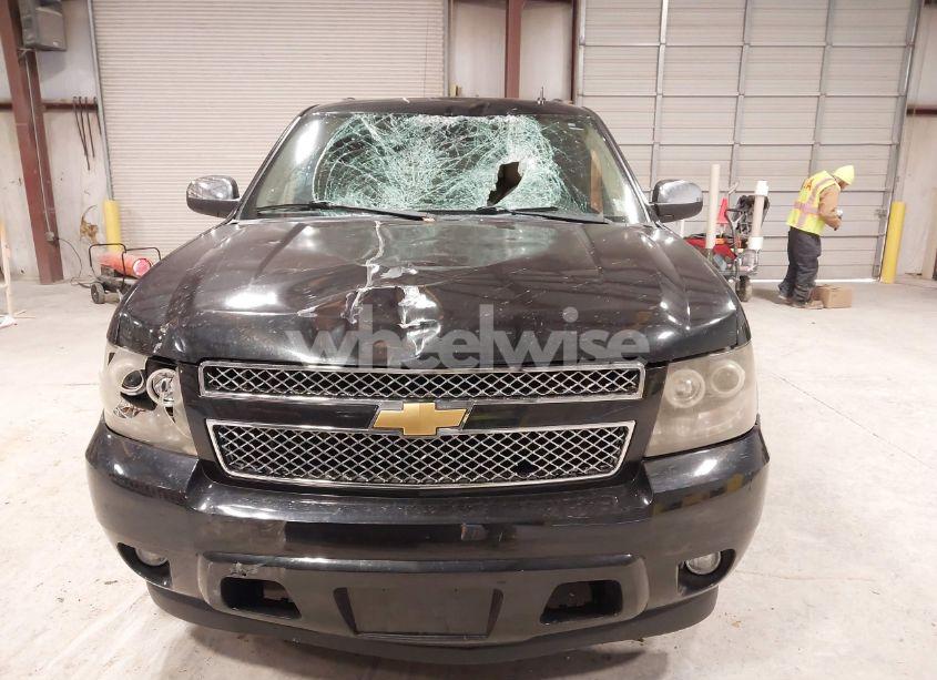 Photo 12 of 2011 Chevrolet Tahoe LTZ (VIN 1GNSCCE03BR199786)