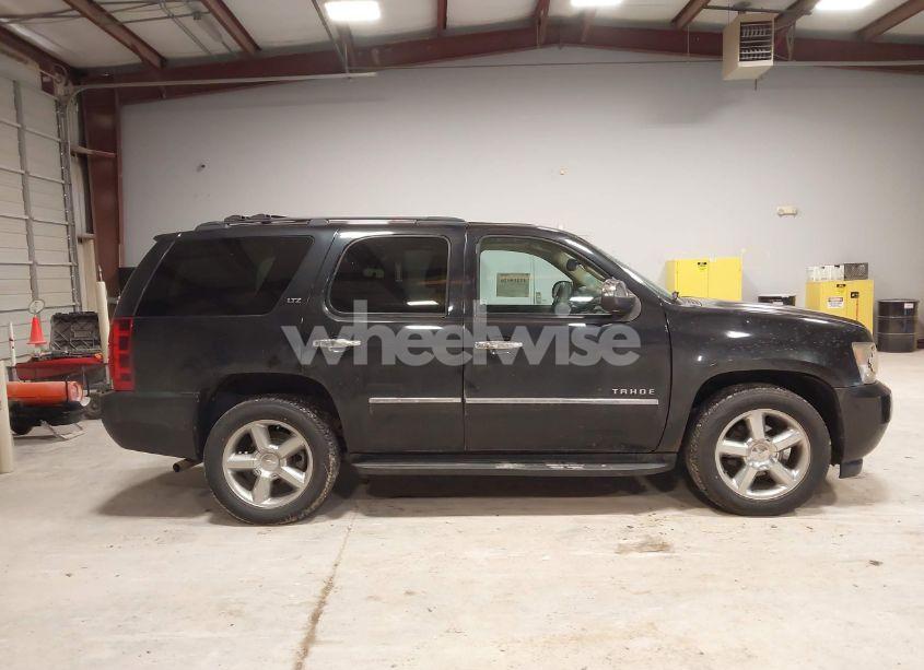 Photo 13 of 2011 Chevrolet Tahoe LTZ (VIN 1GNSCCE03BR199786)