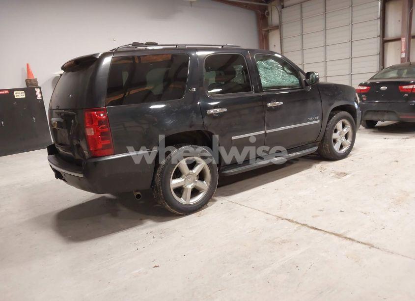 Photo 4 of 2011 Chevrolet Tahoe LTZ (VIN 1GNSCCE03BR199786)