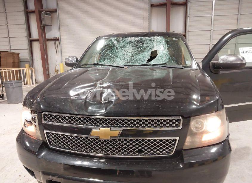 Photo 6 of 2011 Chevrolet Tahoe LTZ (VIN 1GNSCCE03BR199786)