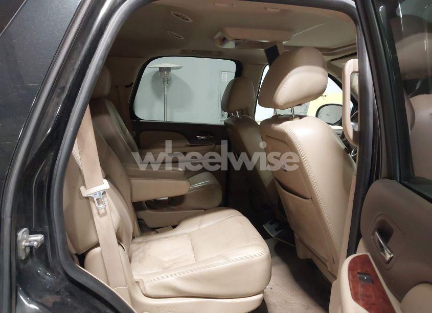 Photo 8 of 2011 Chevrolet Tahoe LTZ (VIN 1GNSCCE03BR199786)