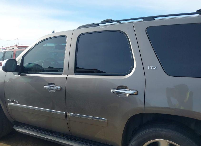 Photo 14 of 2012 Chevrolet Tahoe LTZ (VIN 1GNSCCE04CR267336)